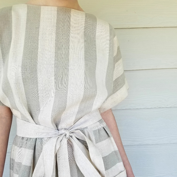 *SOLD*Vintage 80s Minimalist Lagenlook Dress Gray/Oat Color Belted Pockets - Picture 15 of 16